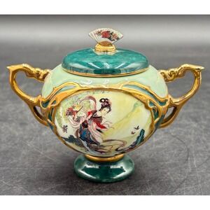 Ardleigh Elliott Pao Chai Beauties of the Red Mansion Porcelain Music Box 74041